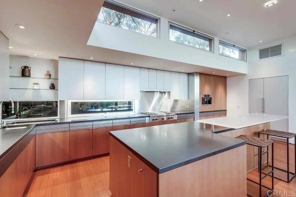 https://cdn.realtyfeed.com/cdn/127/306545139/6bc6db8ff61711dc9135b6e71f9a30f4.webp