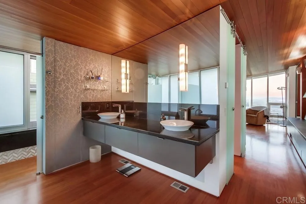 https://cdn.realtyfeed.com/cdn/127/306545139/e8670915a25ba873749a4f48689e2fb4.webp