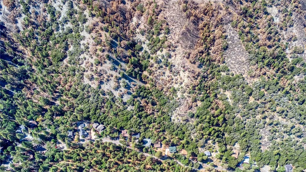 999 Acorn Dr, Wrightwood, CA, 92397