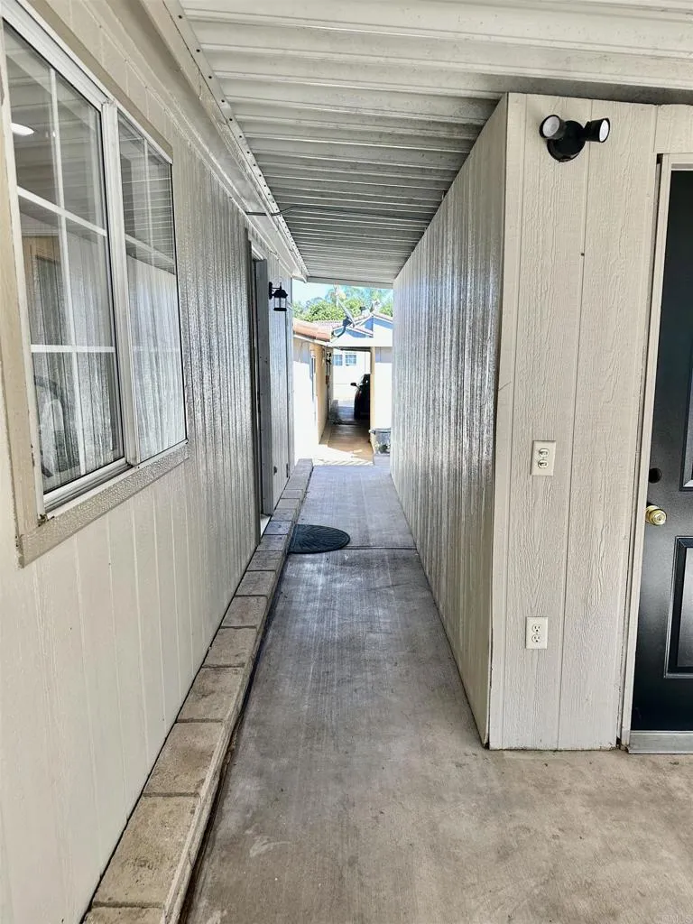 https://cdn.realtyfeed.com/cdn/127/306545227/9fcf3ae4e02deb798e5da681e3d61c67.webp