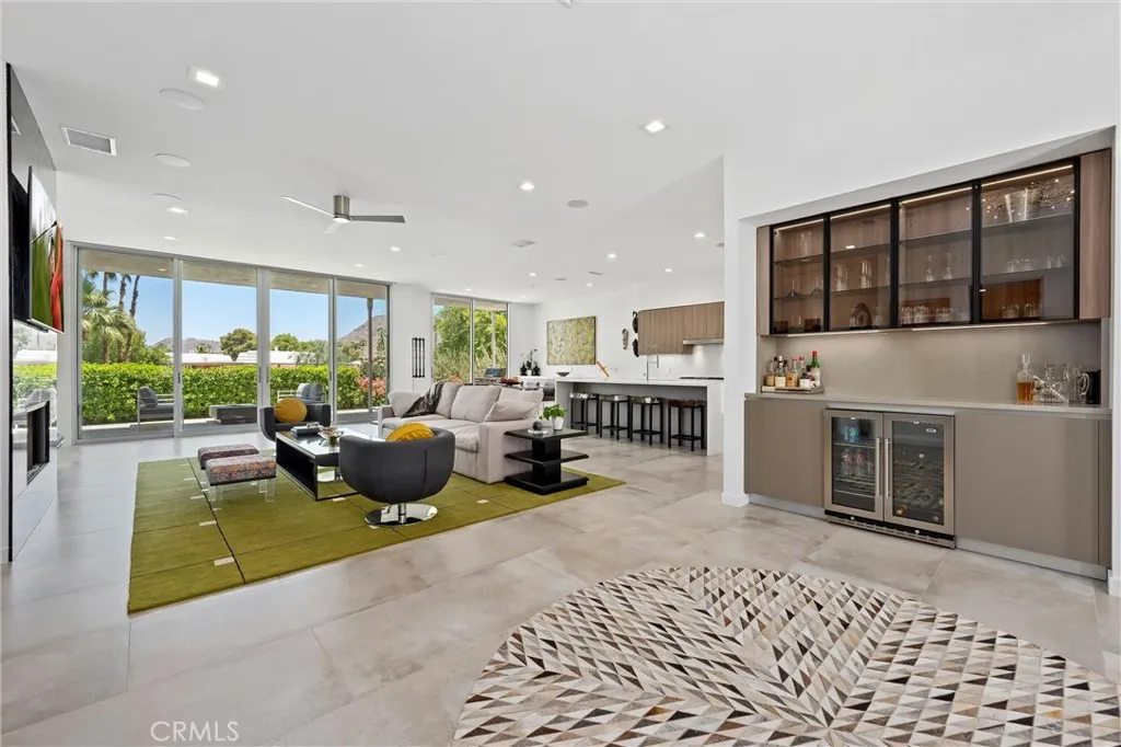 47090 Amir Drive, Palm Desert, CA 92260 - Photo 4 of 49, Palm Desert, CA