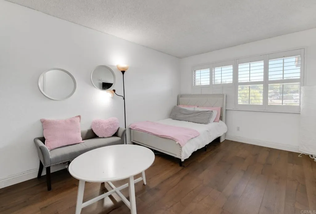 https://cdn.realtyfeed.com/cdn/127/306545318/61d91ca8cad91242cfc94dd892f2a95c.webp