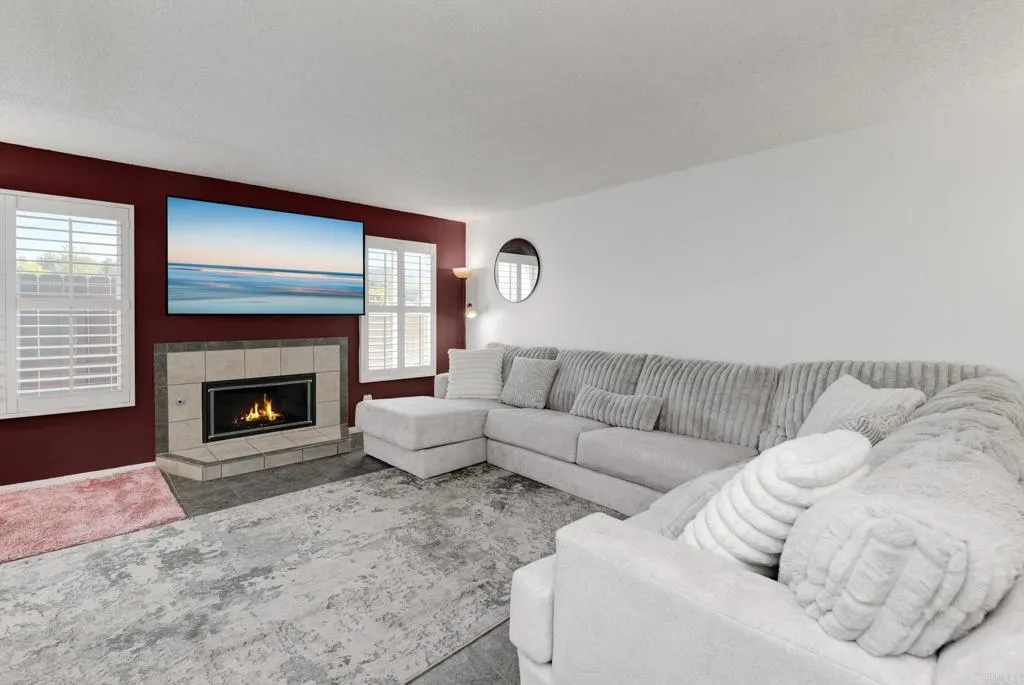 https://cdn.realtyfeed.com/cdn/127/306545318/e87217b4aa550ecc1e4c5f1628526a8a.webp