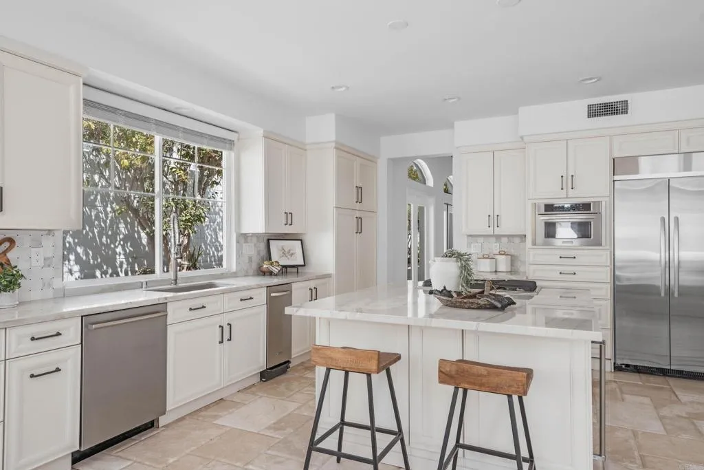 https://cdn.realtyfeed.com/cdn/127/306545331/2a40555b46d15a2d575e62e130069a57.webp