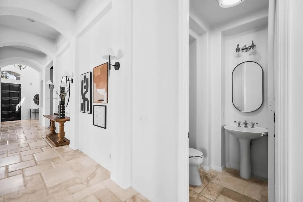 https://cdn.realtyfeed.com/cdn/127/306545331/43bd5c90e6b0ce9a59f4e29c569c6272.webp