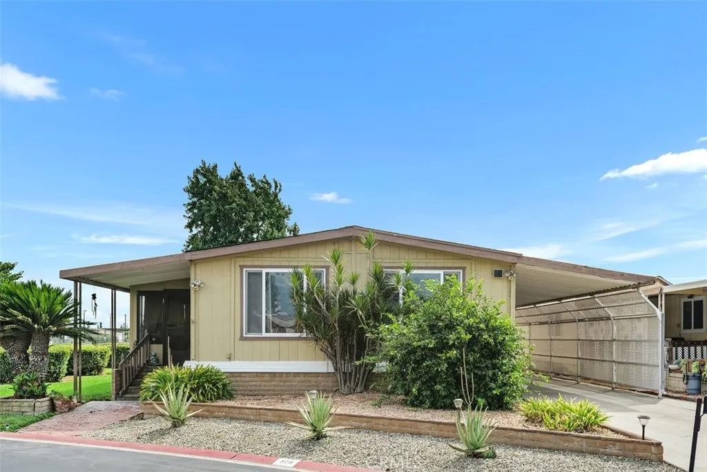 1456 E Philadelphia St Spc 378, Ontario, CA 91761 - Main photo, Ontario, CA