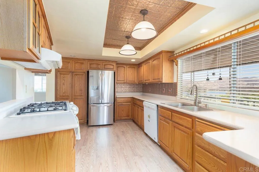 https://cdn.realtyfeed.com/cdn/127/306545413/09a5f81b32969f3166acf4e12636b6d2.webp