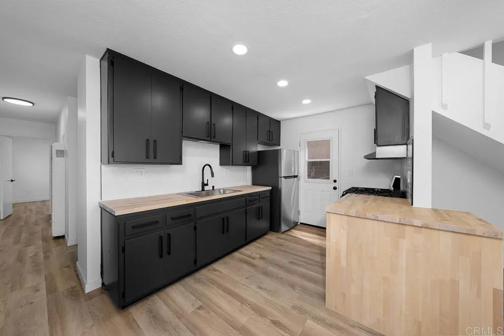 https://cdn.realtyfeed.com/cdn/127/306545492/ec917c5fd667619a09a53e8b39d7941b.webp