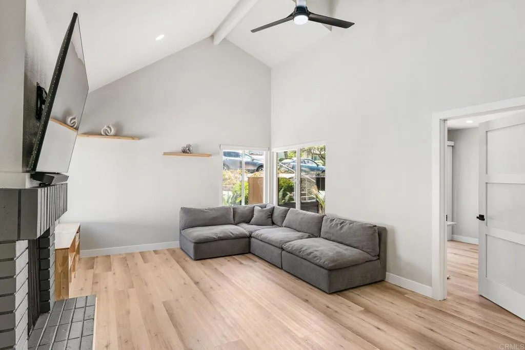 https://cdn.realtyfeed.com/cdn/127/306545507/3a73595e77e7dd212dc6886df363c03c.webp