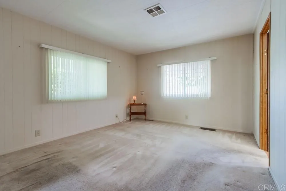 https://cdn.realtyfeed.com/cdn/127/306545531/2a17fc25ec062507d58e5e746f7d8889.webp