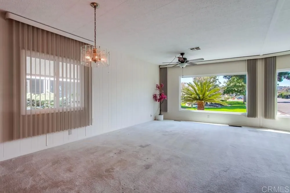 https://cdn.realtyfeed.com/cdn/127/306545531/86f673473f8a8ee9039f20573c83dff5.webp