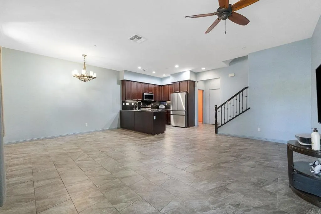 Photo #5: PTP2507112 Listing 