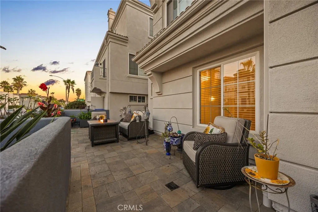 https://cdn.realtyfeed.com/cdn/127/306545552/2f947f2cc42743b9060a57cab39aef4d.webp