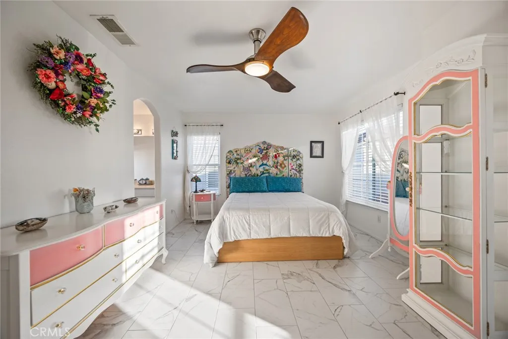https://cdn.realtyfeed.com/cdn/127/306545552/d131294e4f32b2fd652b2bc20cc483b7.webp
