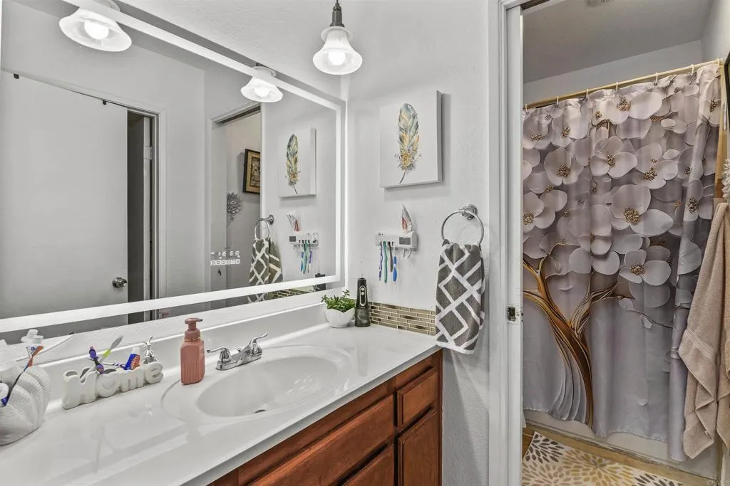 Photo #13: PTP2507107 Listing: Photo #13