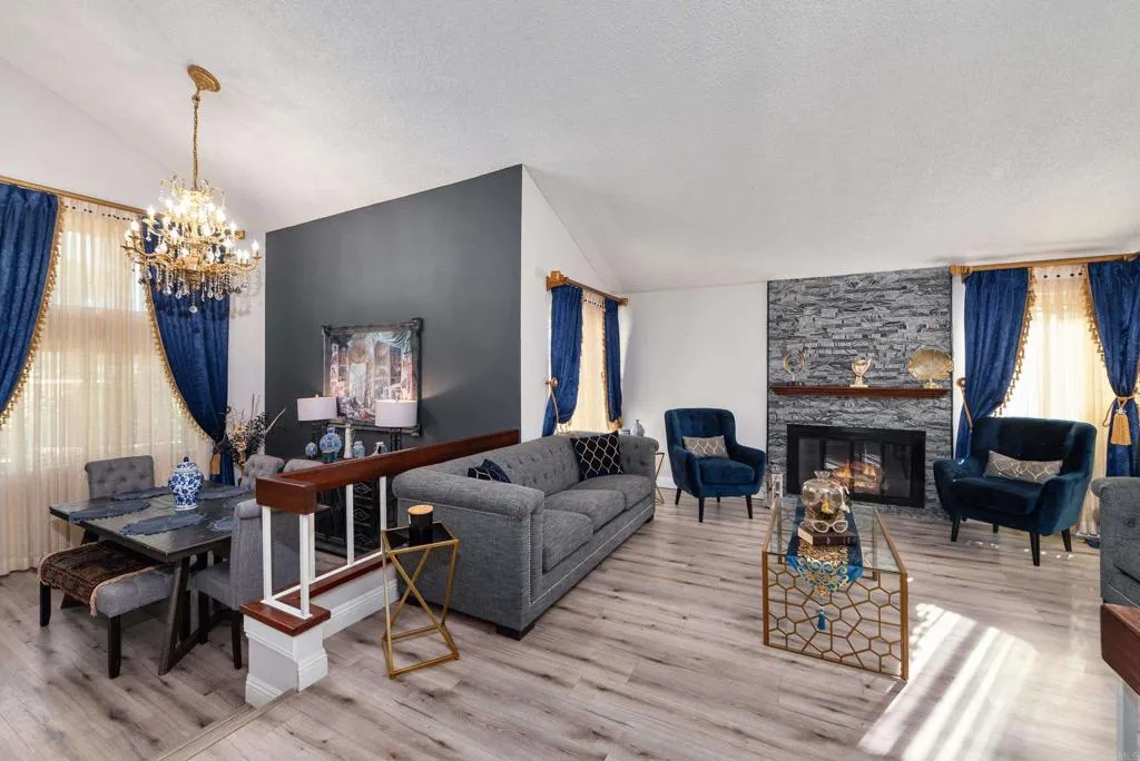 https://cdn.realtyfeed.com/cdn/127/306545564/0e6d7ac70968ec0d9906928b32a60c33.webp