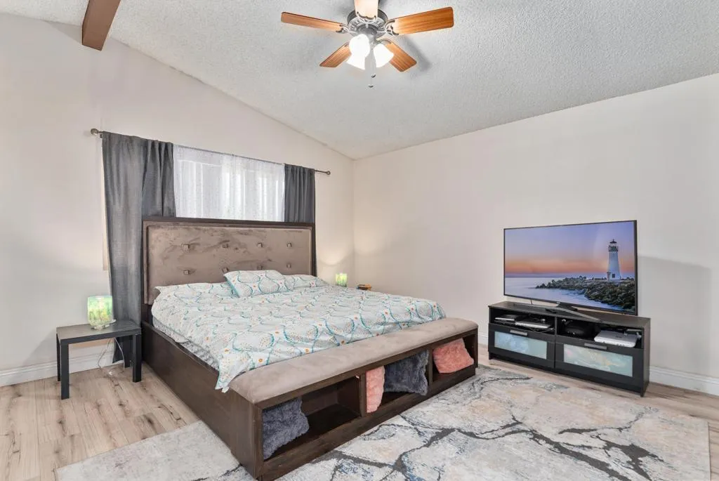 https://cdn.realtyfeed.com/cdn/127/306545564/c01f6c950b26b7aee58c913ea9a25ec5.webp