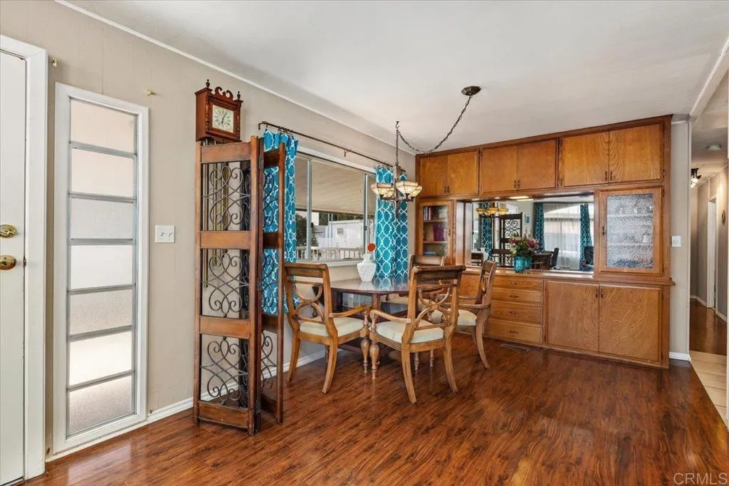 https://cdn.realtyfeed.com/cdn/127/306545579/023146399c3c5fa017f47f5c566c7d66.webp