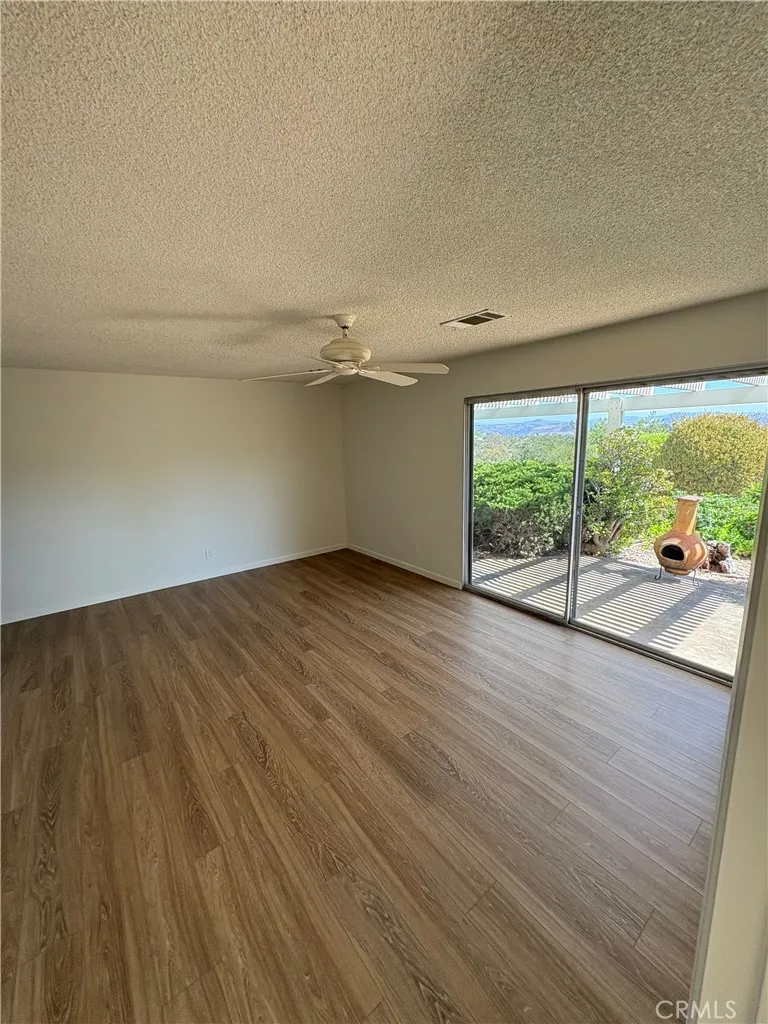 https://cdn.realtyfeed.com/cdn/127/306545591/22a99248bc8c31480a78b91ae6b4f54d.webp