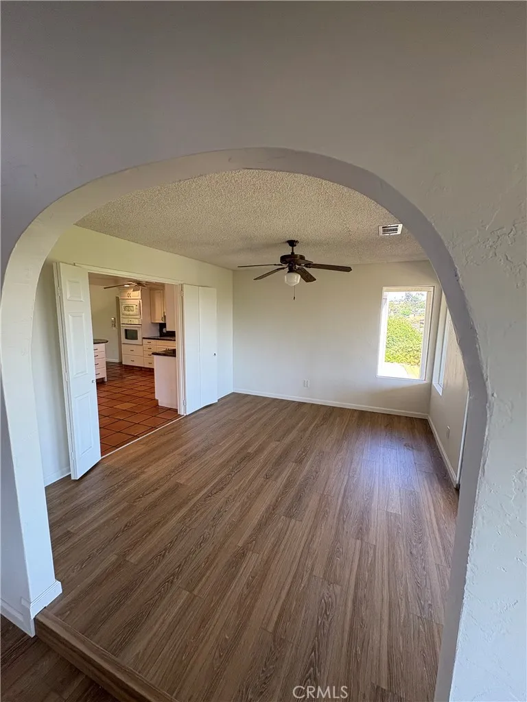 https://cdn.realtyfeed.com/cdn/127/306545591/5da25d1b74ed8c03f500b8f558e0649d.webp