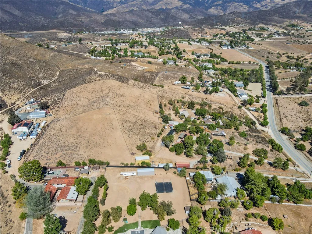 34335 Agua Dulce Canyon Road, Agua Dulce, CA 91390 - Photo 5 of 37, Agua Dulce, CA
