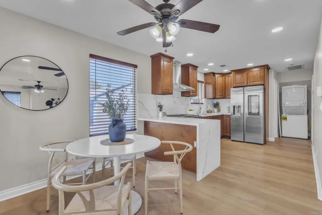 https://cdn.realtyfeed.com/cdn/127/306545599/2c88c4ae9caa81e69c08ef02dbcdca8a.webp