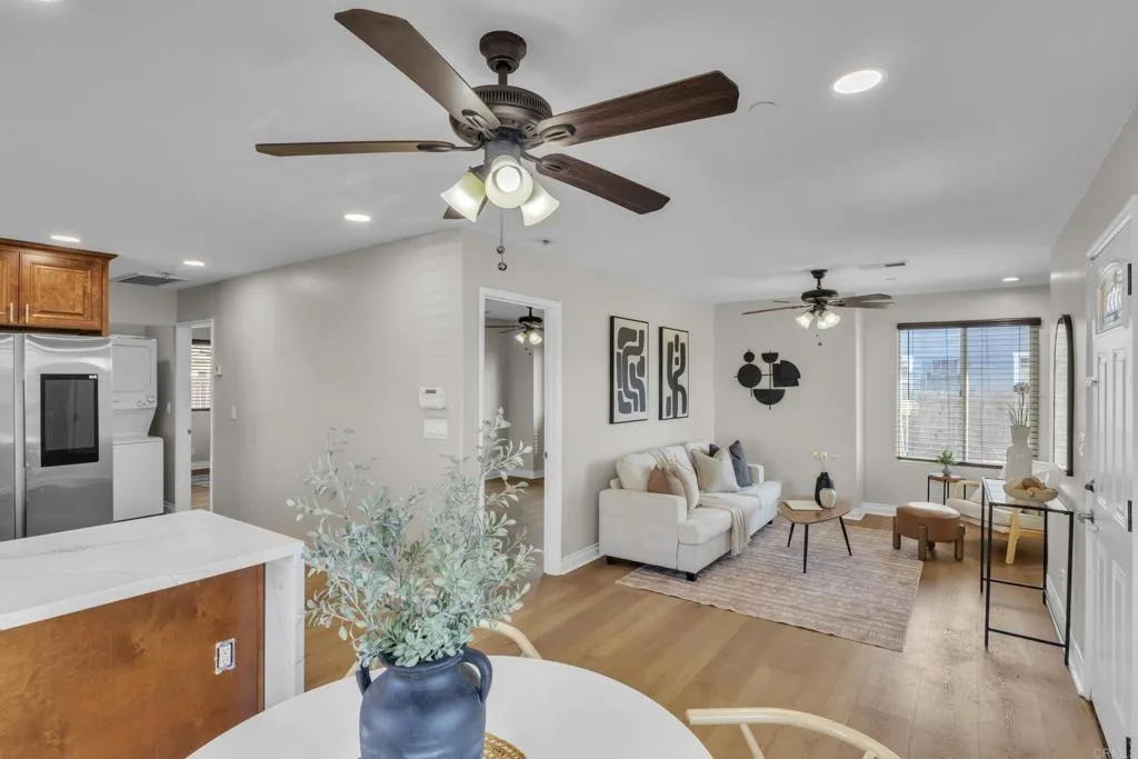 https://cdn.realtyfeed.com/cdn/127/306545599/c841f8f88eb9901246630c079f31d423.webp