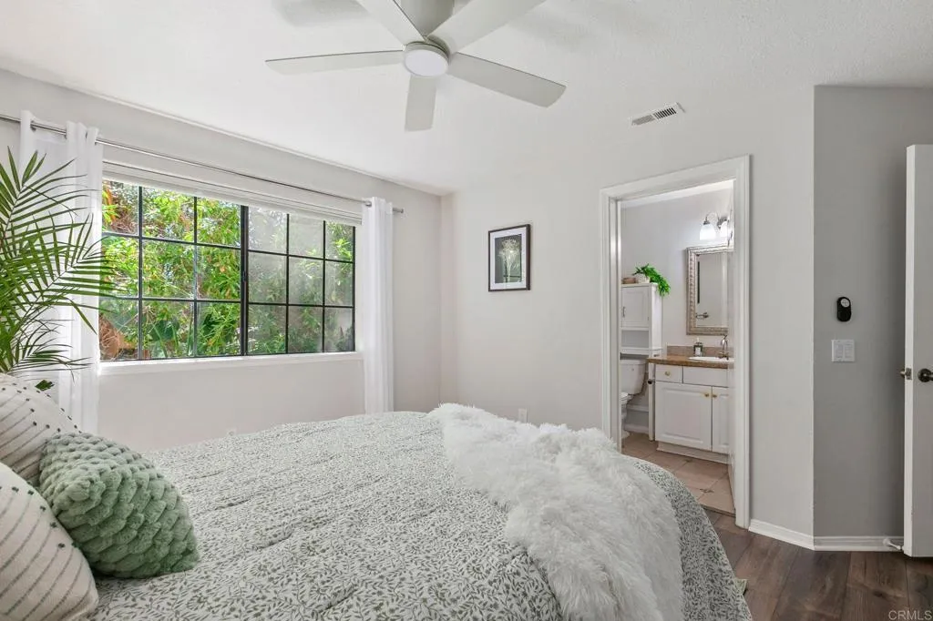 https://cdn.realtyfeed.com/cdn/127/306545601/0a049591f68f4d11fc766c1b49f12b02.webp