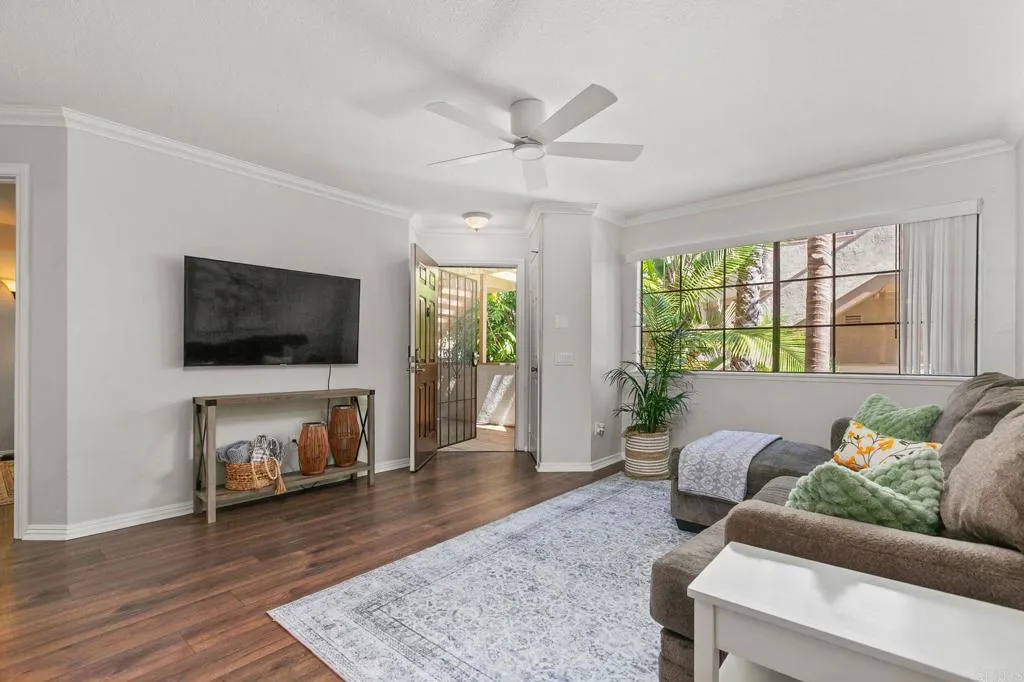 https://cdn.realtyfeed.com/cdn/127/306545601/6ee0e12a5c7430838eddfbf0cb2a04bd.webp
