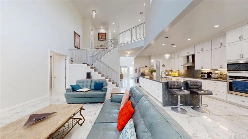 https://cdn.realtyfeed.com/cdn/127/306545671/f600de917ec1c3afda5c47f2f38d35ce.webp