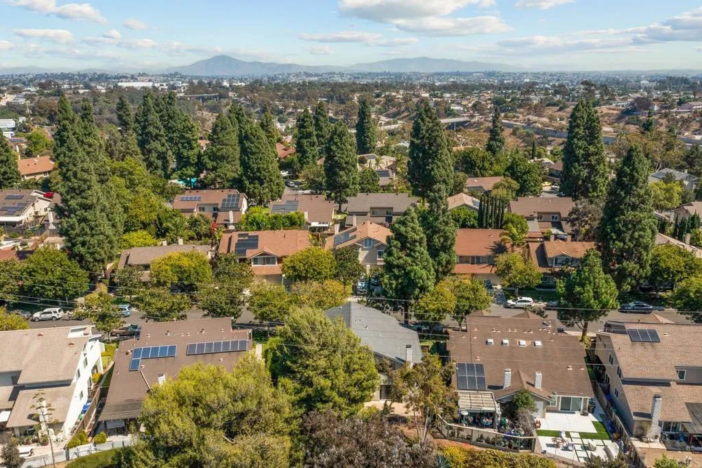 https://cdn.realtyfeed.com/cdn/127/306545716/ad971a0fc47e871bd2cc8e9f8987ec09.webp