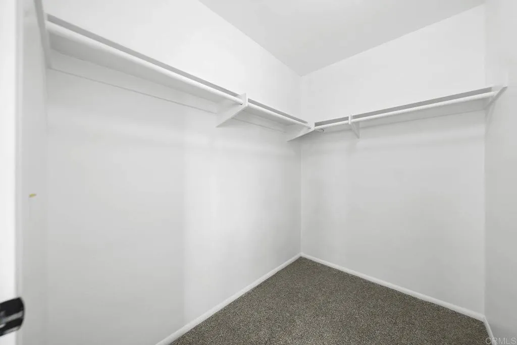 https://cdn.realtyfeed.com/cdn/127/306545716/df8871d2bc88f4dd3d612e7621b4968b.webp