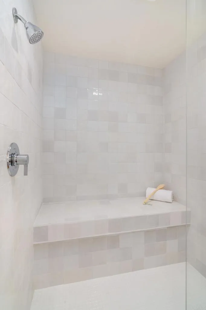 https://cdn.realtyfeed.com/cdn/127/306545809/c0f0178991035b15c50573a937b37e21.webp