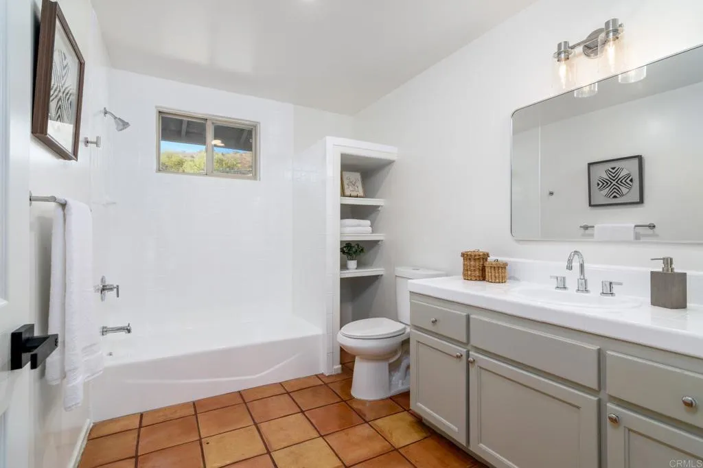 https://cdn.realtyfeed.com/cdn/127/306545809/f2f833591afb1b99d697632892e2933c.webp