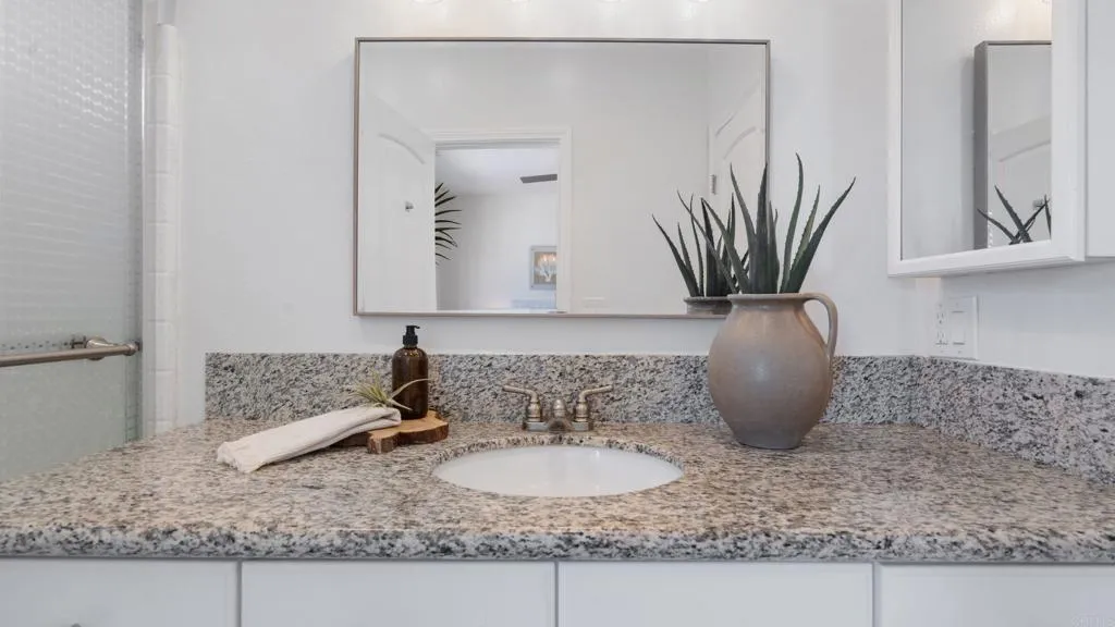 https://cdn.realtyfeed.com/cdn/127/306545915/e7ab4f0aaac4c09753abedc6a885a658.webp