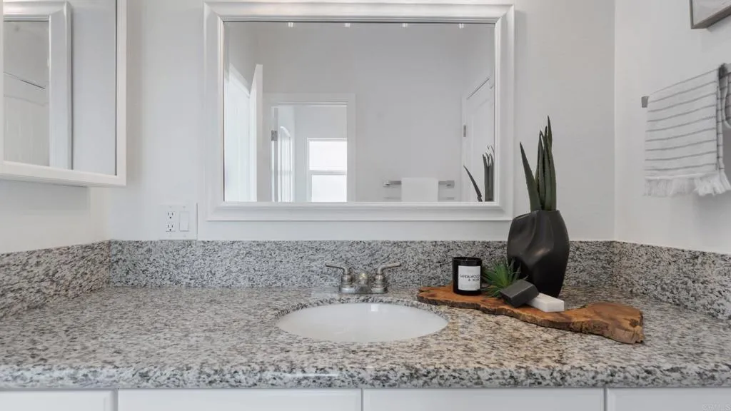 https://cdn.realtyfeed.com/cdn/127/306545915/f43227e5161ae9bb31edc20881962907.webp