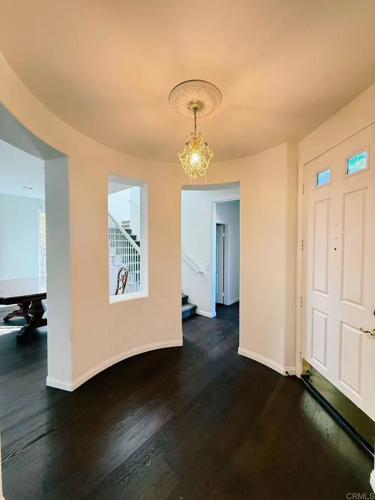 https://cdn.realtyfeed.com/cdn/127/306545917/85d78f5900a6a37f6a5e7736b3966f7d.webp