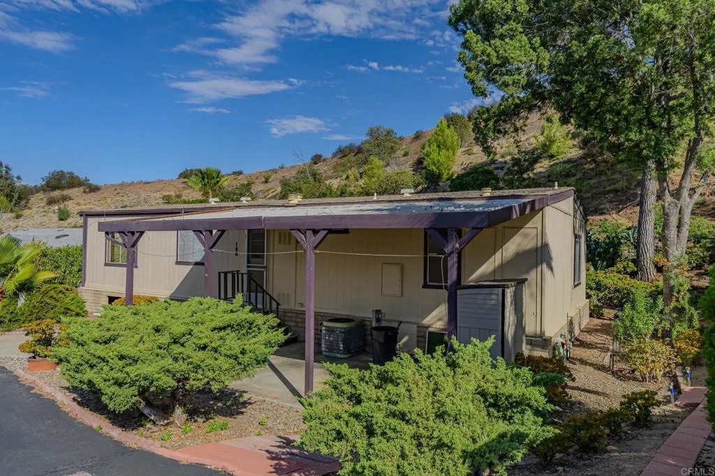 https://cdn.realtyfeed.com/cdn/127/306545933/46729adf22291715cc4e1976190ddf28.webp
