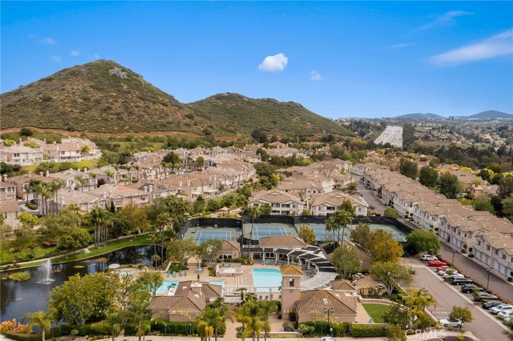 https://cdn.realtyfeed.com/cdn/127/306546010/c93a97fab8adfeca4bbe15ce5b6eda17.webp