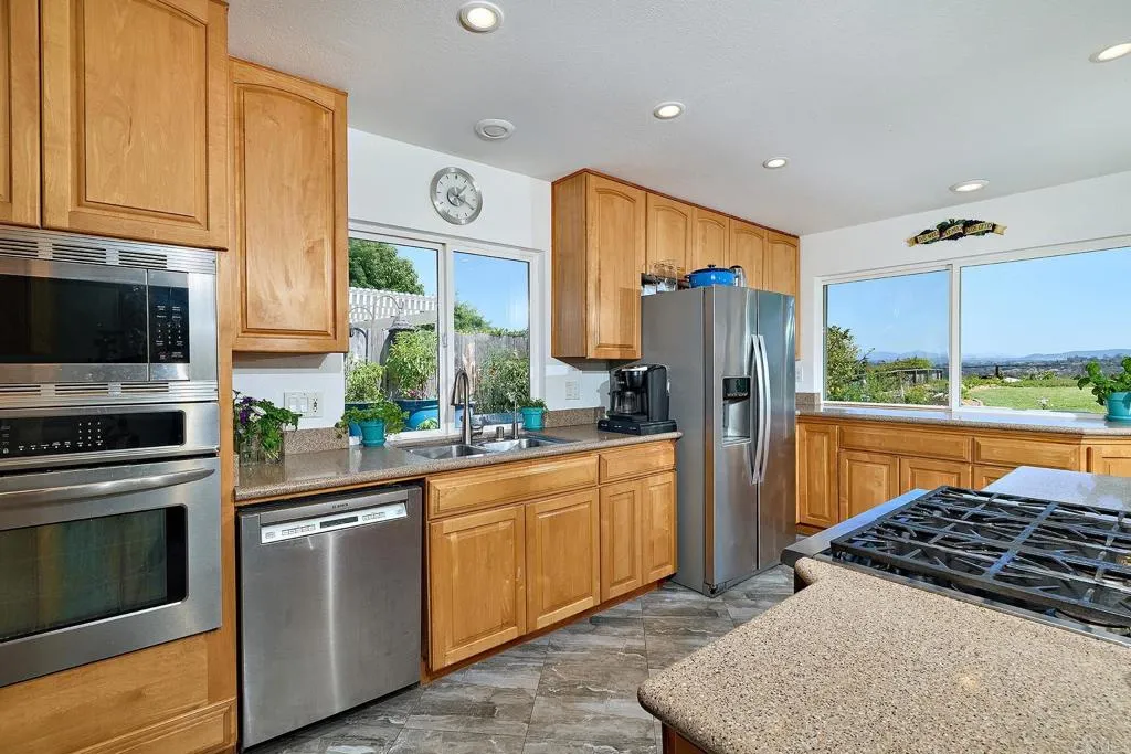 https://cdn.realtyfeed.com/cdn/127/306546021/2caa6068761a09e93a4bf60d26bed535.webp