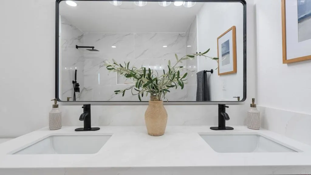 https://cdn.realtyfeed.com/cdn/127/306546089/8150f1157b5449b01bf293a0dff0ef1c.webp
