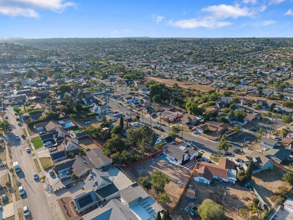 https://cdn.realtyfeed.com/cdn/127/306546089/b8f0aefa9677e97232f4f02bb5e28ec6.webp