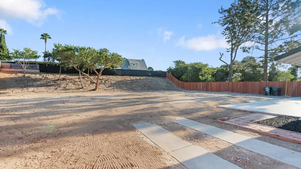 https://cdn.realtyfeed.com/cdn/127/306546089/c43f99b392557f1b87e4aead367b8f23.webp