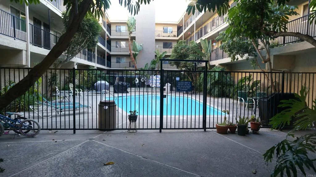 https://cdn.realtyfeed.com/cdn/127/306546125/f31e1e9f4370b28a5351ecd46d3af18d.webp