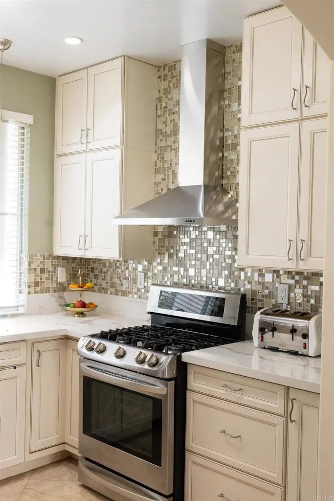 https://cdn.realtyfeed.com/cdn/127/306546166/585bb24ff6f49bbeaab05c9af1cf58c8.webp