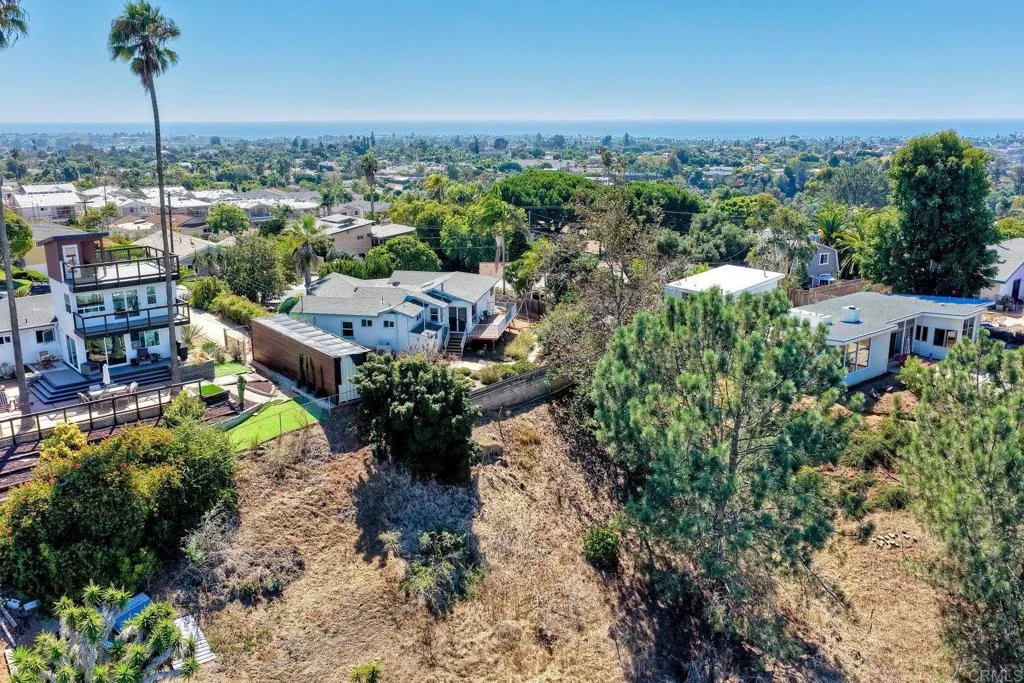 https://cdn.realtyfeed.com/cdn/127/306546196/dfa6554b473269bf342434504af6836e.webp