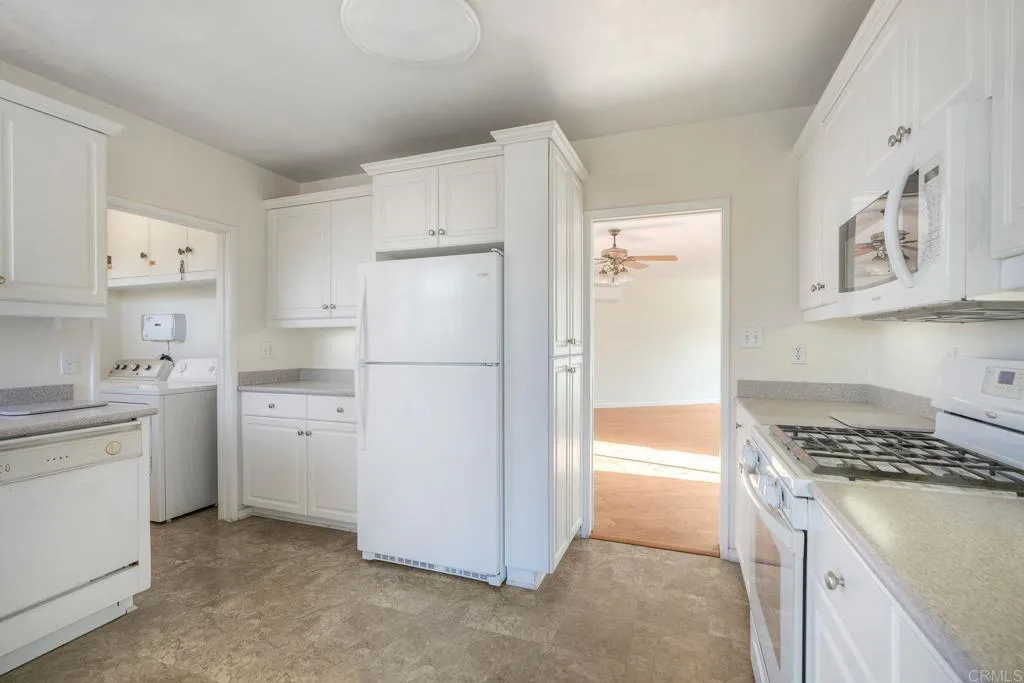 https://cdn.realtyfeed.com/cdn/127/306546196/f12c947ebc5c22461e470c488d6db0f3.webp