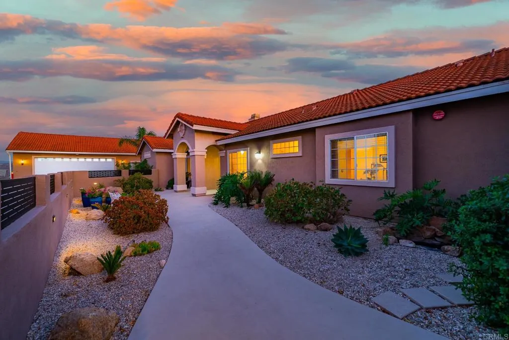 https://cdn.realtyfeed.com/cdn/127/306546248/6bdcac6f9522d9469d0a687881e0d060.webp