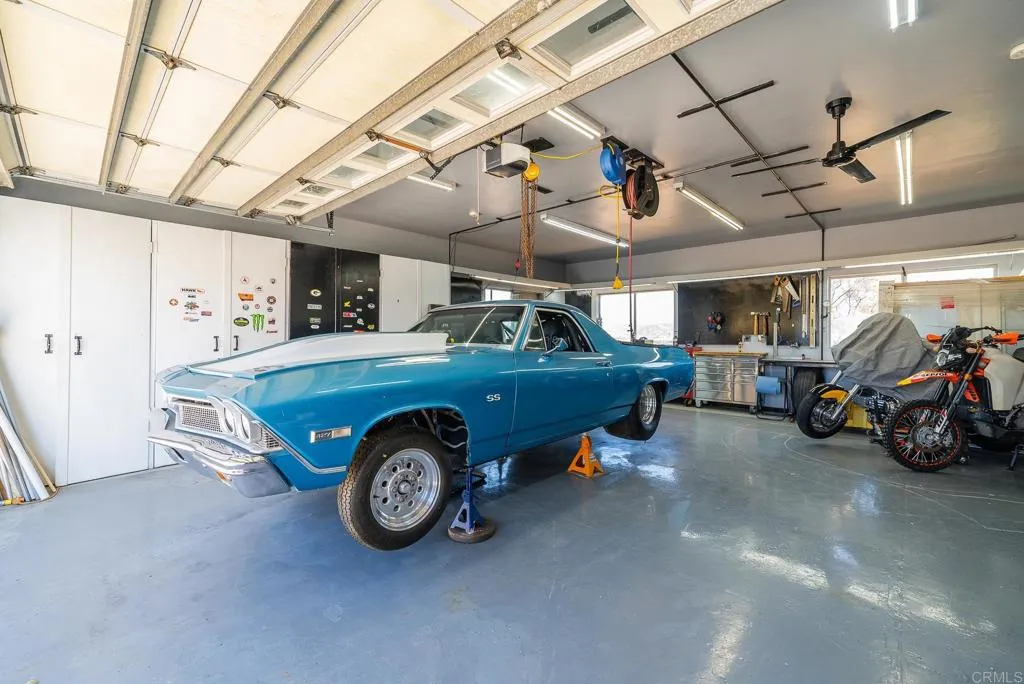 https://cdn.realtyfeed.com/cdn/127/306546248/a1a161986818d9b400da3975367951b2.webp