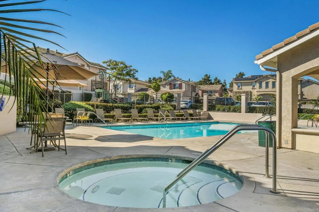 https://cdn.realtyfeed.com/cdn/127/306546275/f06791f5eb79f9608e6fea58bbfb4383.webp